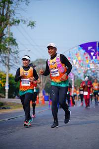 BIB: 45468
                            <button type="button" onclick="openModal(10054547)" class="btn btn-primary btn-sm float-right btn-popup" data-toggle="modal" data-target=".modal-high-quality">
                        <i class="fas fa-shopping-cart"></i> Add to Cart
                    </button>
                                            <button type="button" onclick="isThisMe(10054547, true)" class="btn btn-success btn-sm float-right btn-popup btn-isme hidden" data-toggle="tooltip" data-placement="bottom" title="นี่คือรูปของคุณใช่ไหม คลิกที่นี่เพื่อเอาเข้าอัลบั้ม">
                        <i class="fas fa-plus"></i> Add to album
                    </button>
                    <button type="button" onclick="isThisMe(10054547, false)" class="btn btn-warning btn-sm float-right btn-popup btn-isnotme hidden">
                        <i class="fas fa-ban"></i> Remove from album
                    </button>